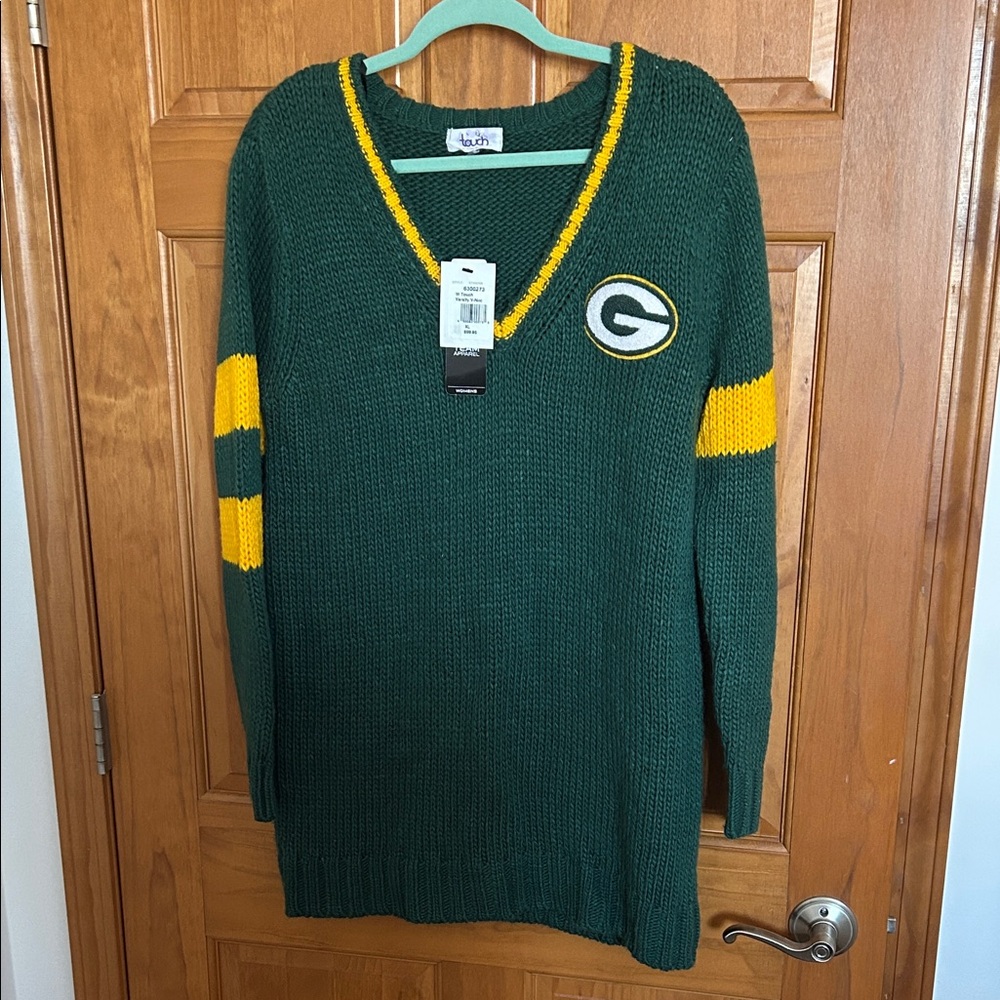 Green Bay Packers Women's V-Neck Sweater - Green and Yellow